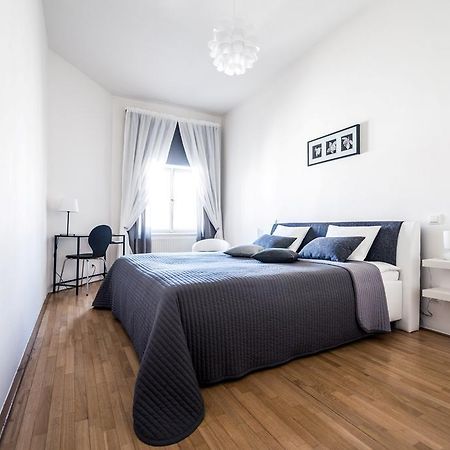 Modern Apartment Riegrovy Sady ปราก ห้อง รูปภาพ
