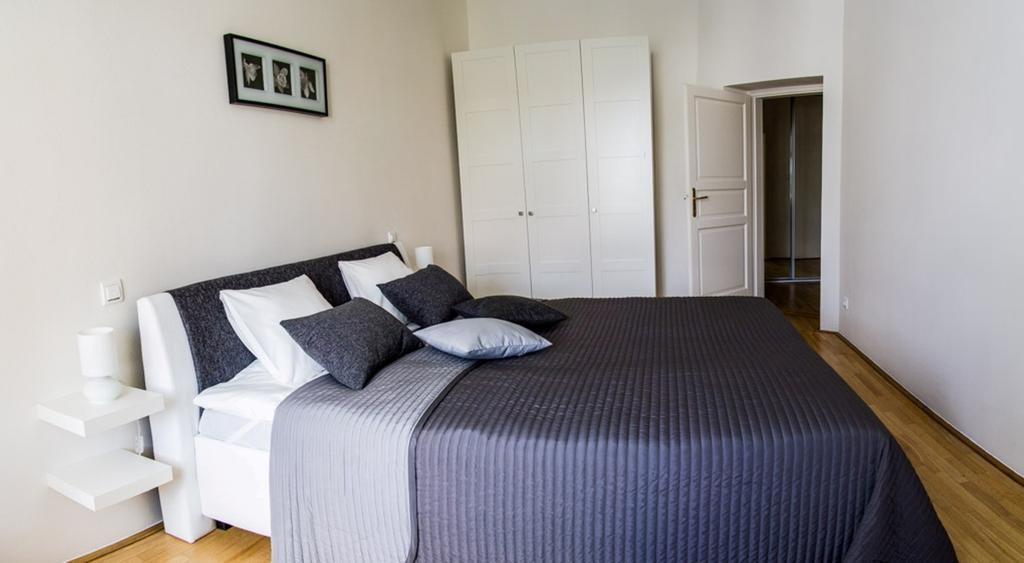 Modern Apartment Riegrovy Sady ปราก ห้อง รูปภาพ